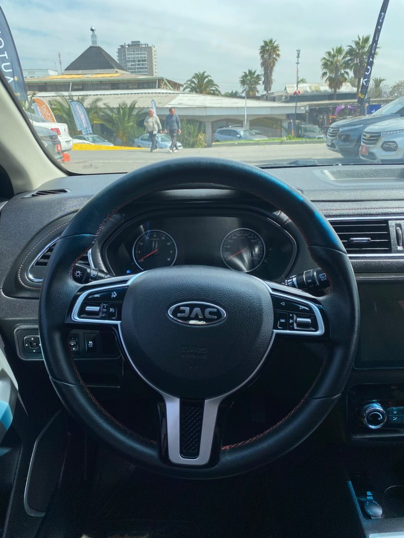 JAC Js2 — foto 6 de 9