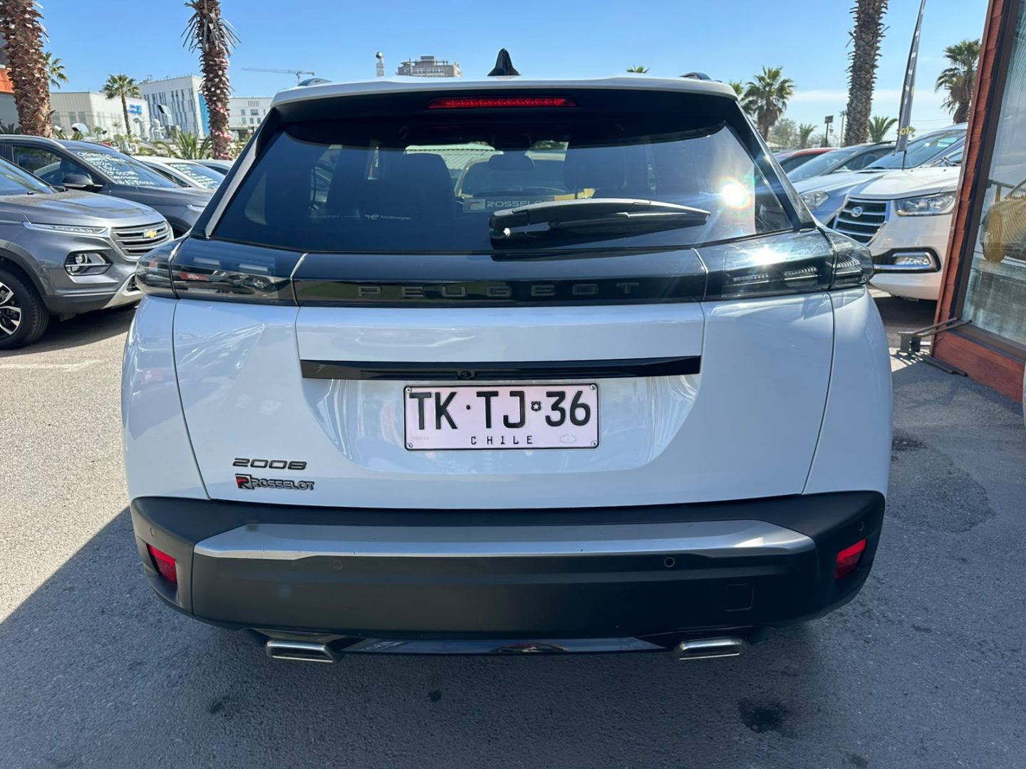 Peugeot 2008 Allure — foto 3 de 16