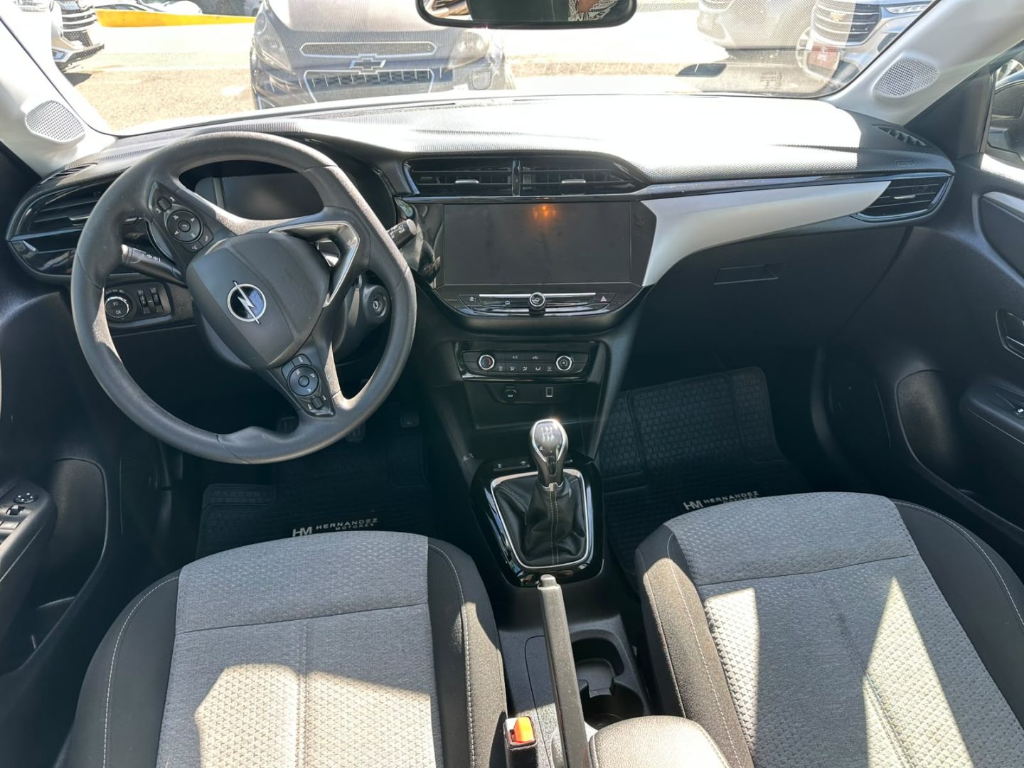 Opel Corsa — foto 6 de 17