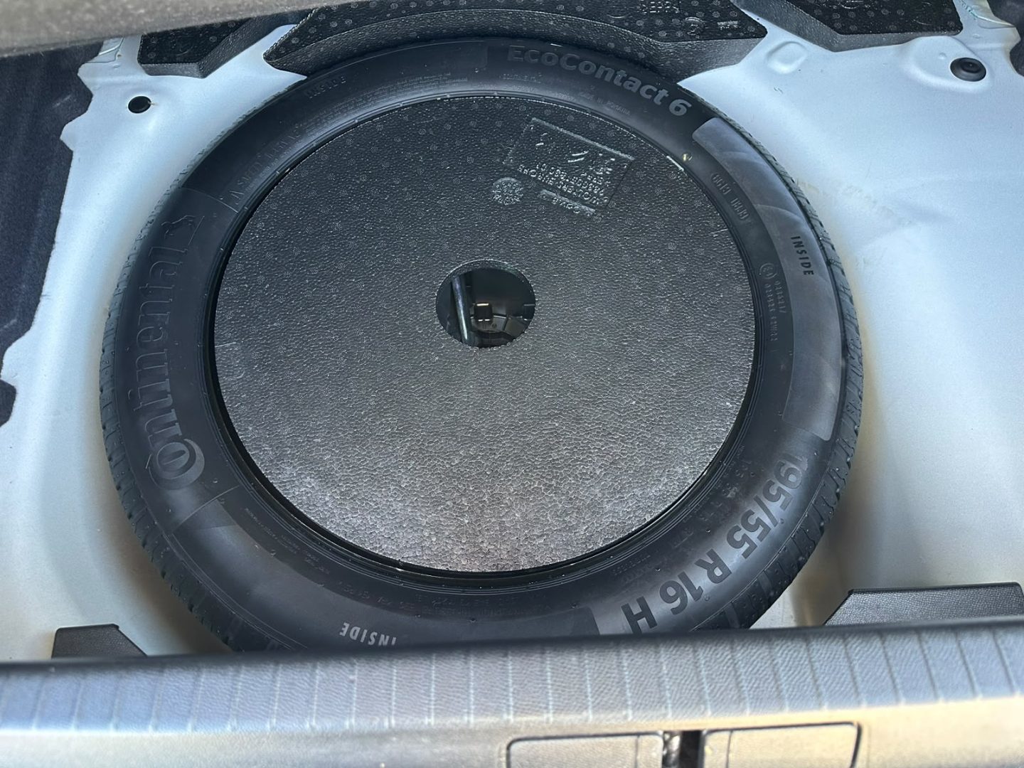 Opel Corsa — foto 8 de 17