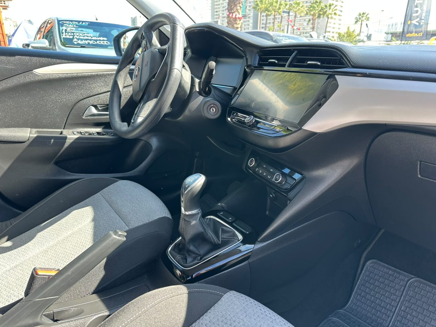 Opel Corsa — foto 10 de 17