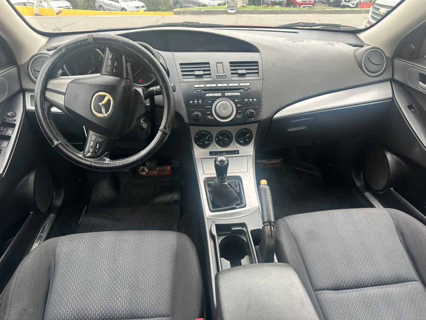 Mazda New3 — foto 10 de 14