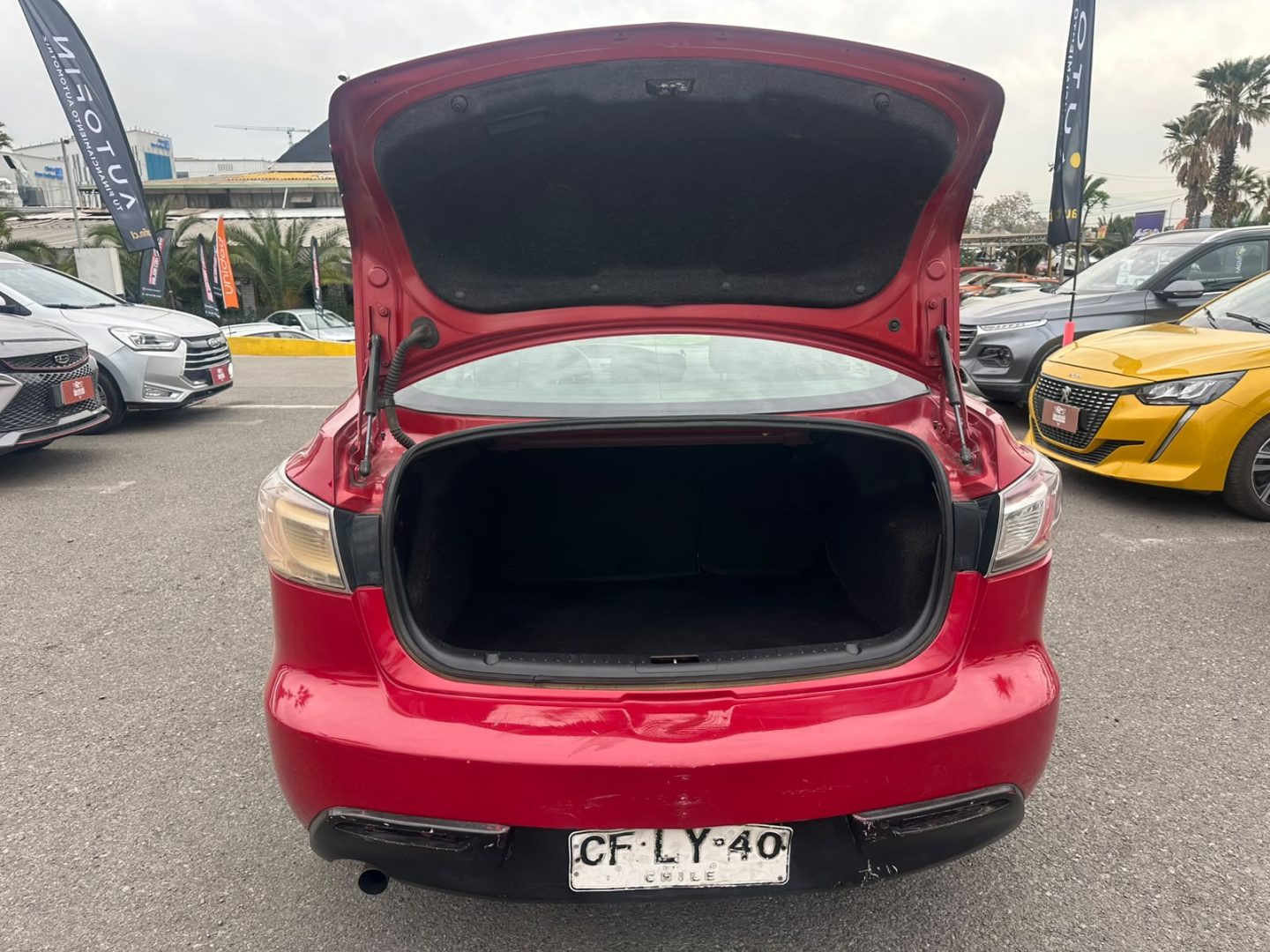 Mazda New3 — foto 5 de 14