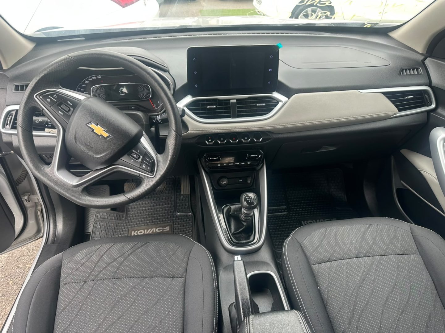 Chevrolet Groove — foto 6 de 17