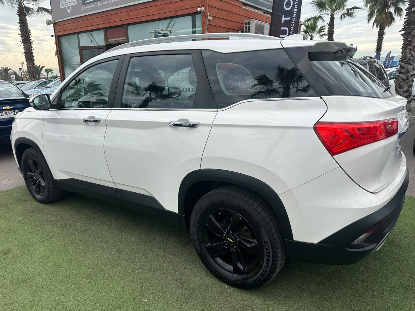 Chevrolet Captiva Otto — foto 3 de 15