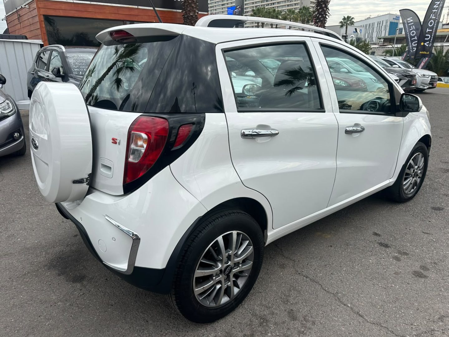 JAC Js1 — foto 2 de 13